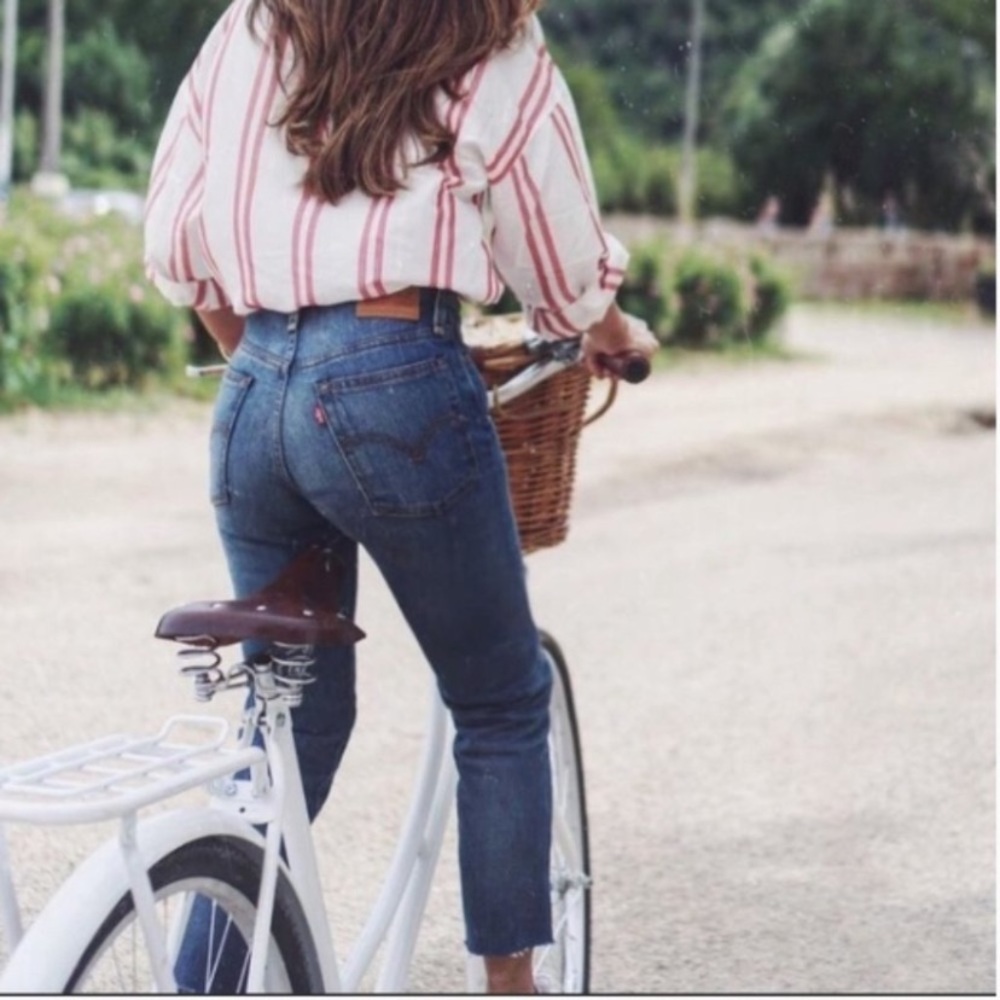 Levi’s White Oak Cone Jeans Button Fly Raw Hem 29